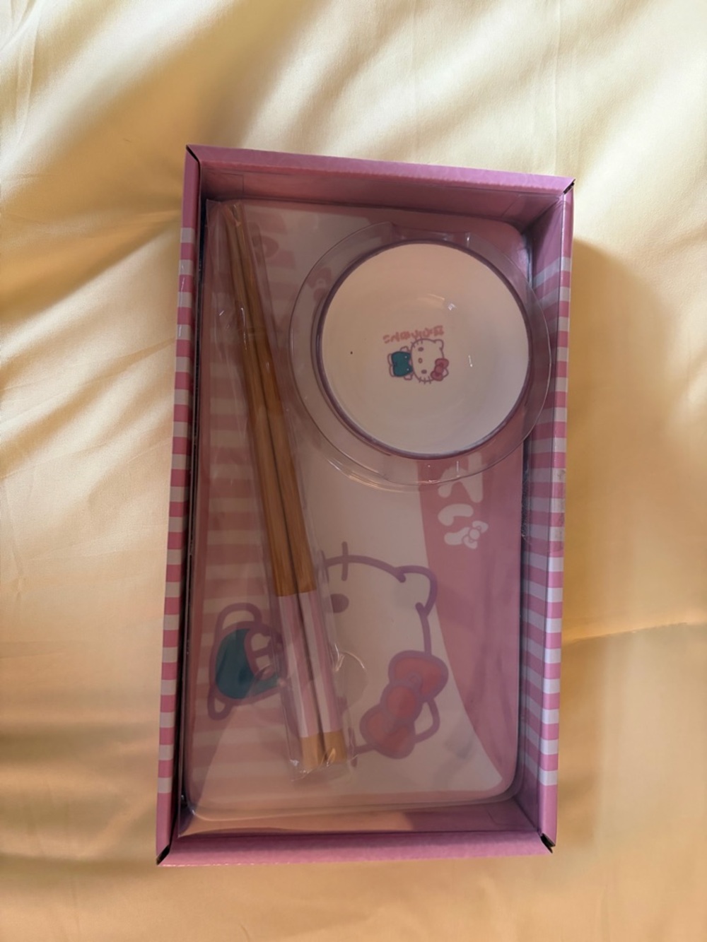 Hello Kitty Pink Ceramic Sushi Plate Set